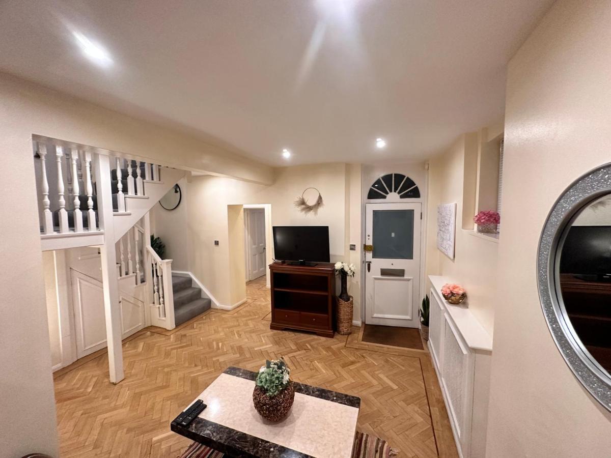 Central London 5-Bedroom, 4 Baths Lovely Villa In Marylebone المظهر الخارجي الصورة